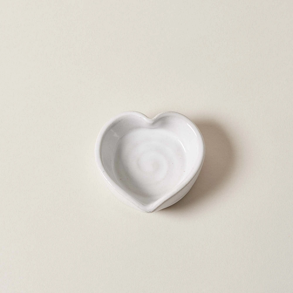 Farmhouse Pottery Heart Dish, Petite