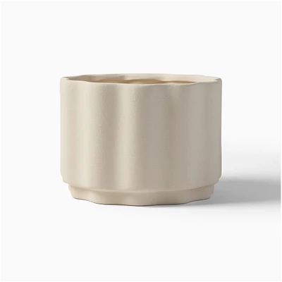 Wavy Ceramic Medium Tabletop Planter, 6.9" x 5", Alabaster