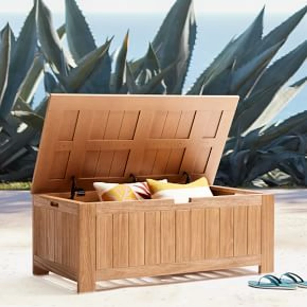 Playa Outdoor Storage Trunk