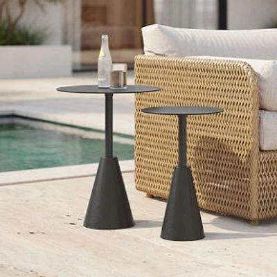 Tyra Outdoor 18in Side Table, Dark Bronze