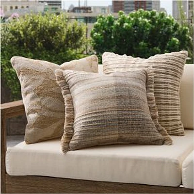 Outdoor Chunky Linear Pillow, 20x20, Alabaster