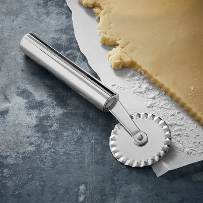 Williams Sonoma Rolling Impression Pie Crust Cutter