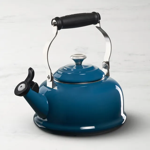 Le Creuset Classic Whistling Kettle - Marseille