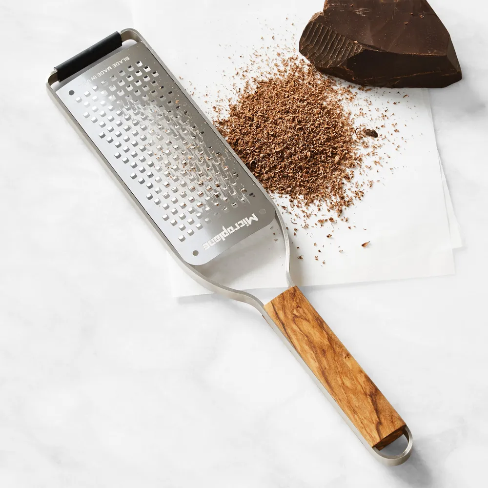 Microplane Master Series Coarse Grater