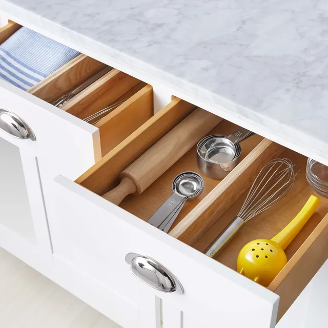 Williams Sonoma In-Drawer 15-Slot Knife Organizer