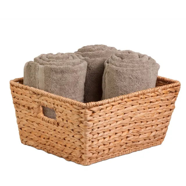 Small wicker snail basket with lid