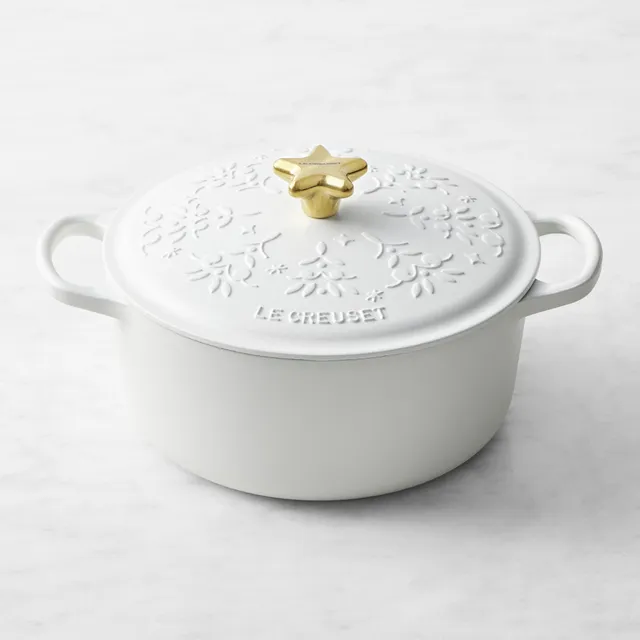 Le Creuset Noel Collection Holiday Tree Round Dutch Oven - Artichaut