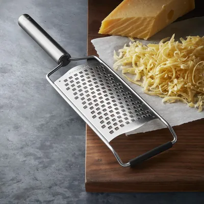 Williams Sonoma OXO Coarse Hand Grater