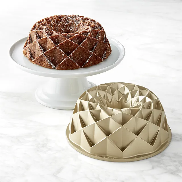 Nordic Ware Jubilee Bundt Pan 