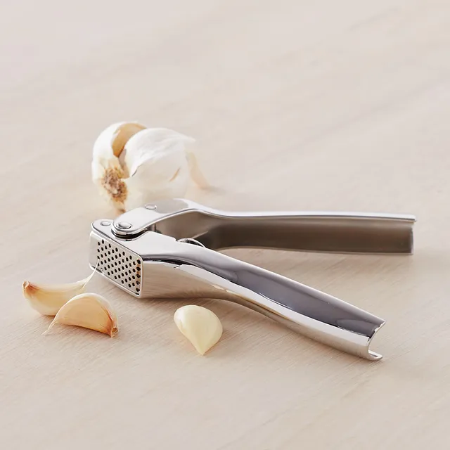 FreshForce Garlic Press – Chef'n