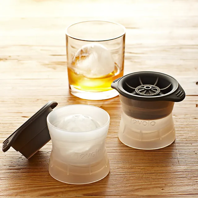 Bulldog Etched Glass & Ice Mold Set