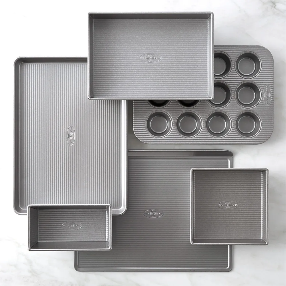 Williams Sonoma USA Pan Nonstick Quarter Sheet Pan