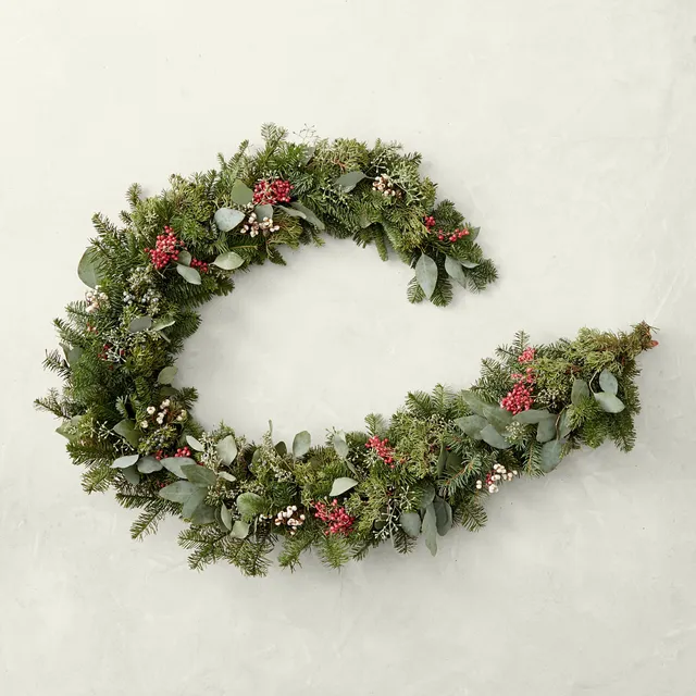 Lit Faux Red Berry Wreath & Garland