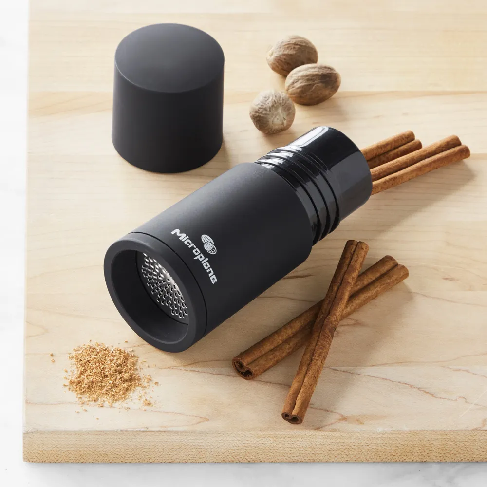 Microplane Spice Mill, Black, 4.5”h - The Reluctant Trading Experiment