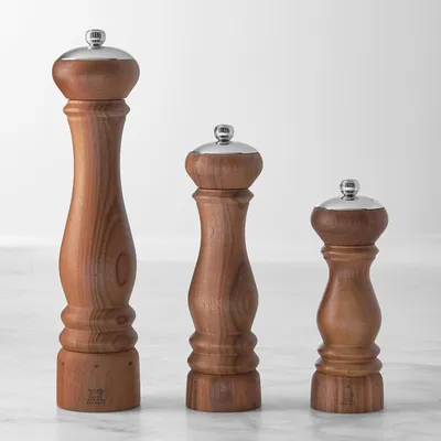 Hanno Fluted Wooden Salt & Pepper Shaker Set