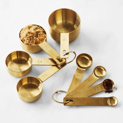 Williams Sonoma Gingerbread Measuring Cups