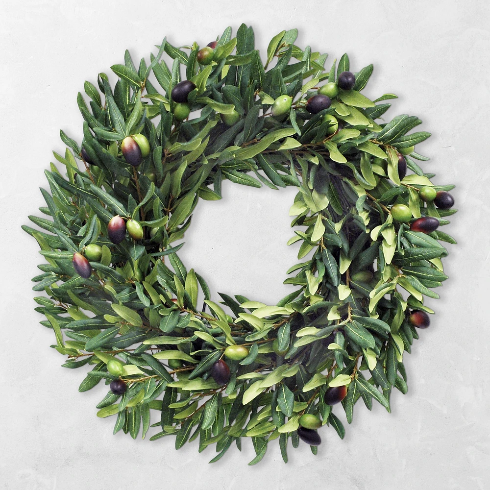 Faux Olive Wreath, 20"