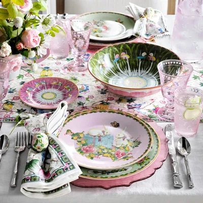 Famille Rose Bunny Salad Plates, Set of 4