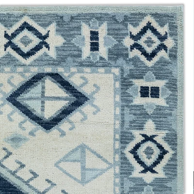 Aldis Hand Knotted Rug Swatch