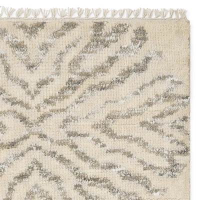 Bori Hand Knotted Rug Swatch