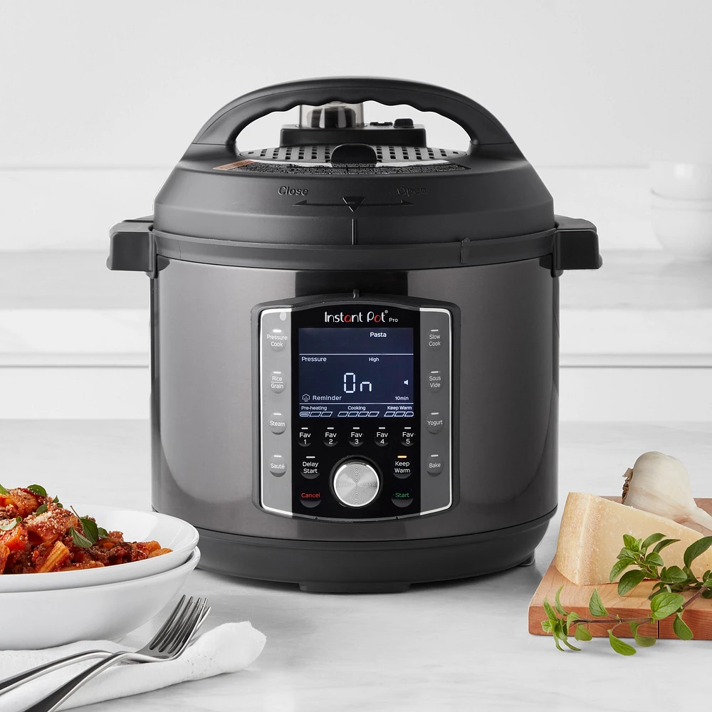 Instant Pot Pro Multi-Use Pressure Cooker