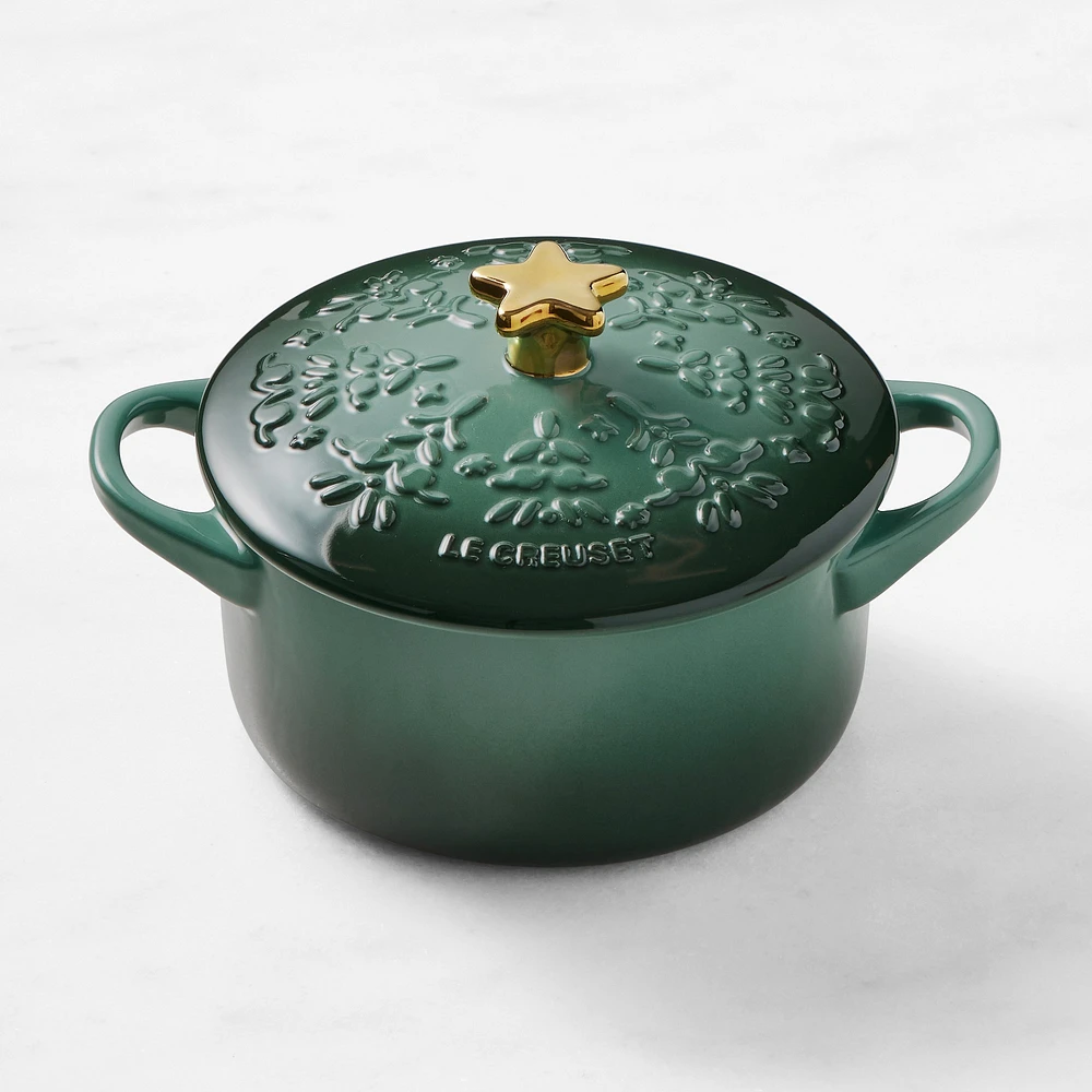 Le Creuset Noel Mini Cocotte with Star Knob, 24-Oz.