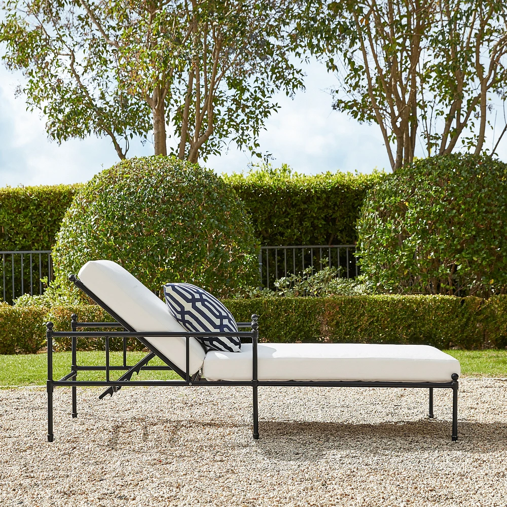 Calistoga Outdoor Chaise