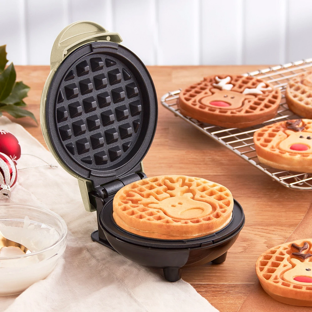 Dash Mini Reindeer Waffle Maker