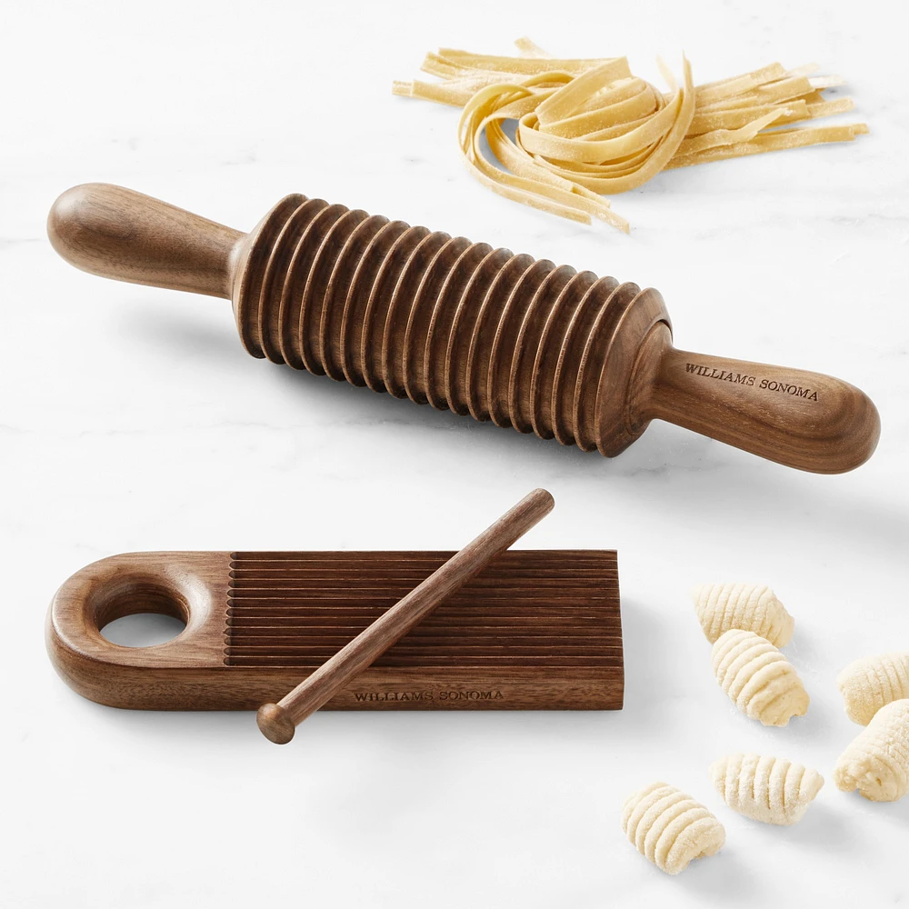 Williams Sonoma Gnocchi and Cutter Set