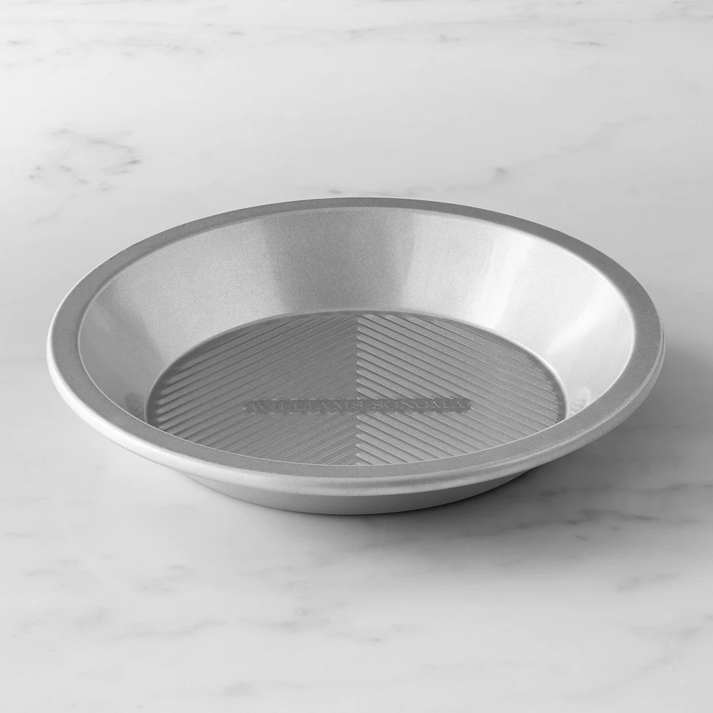 Williams Sonoma Cleartouch Nonstick Pie Dish