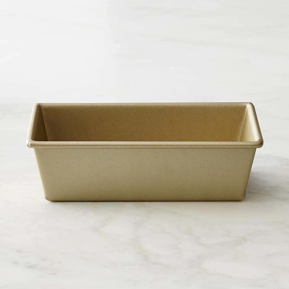 Williams Sonoma Goldtouch® Pro Nonstick Loaf Pan