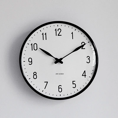 Arne Jacobsen Station Wall Clock