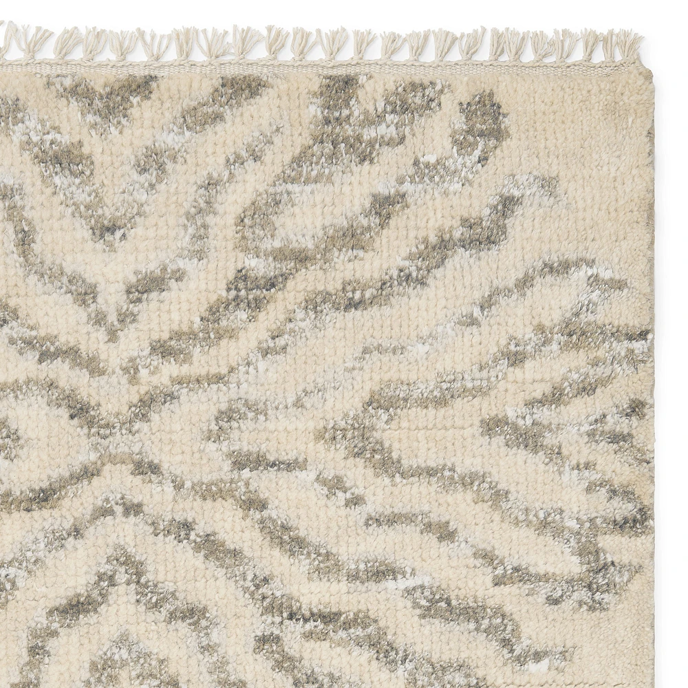 Bori Hand Knotted Rug Swatch - Free Returns Within 30 Days