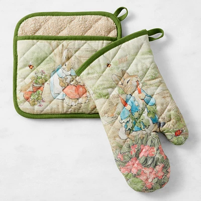 Peter Rabbit™ Oven Mitt & Potholder Set