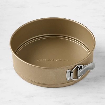 Williams Sonoma Goldtouch® Pro Classic Latch Springform Pan