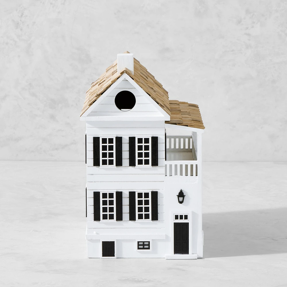 Charleston Battery Birdhouse with Bracket in White