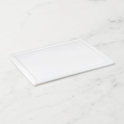 Williams Sonoma Synthetic Prep Cutting Board with Well