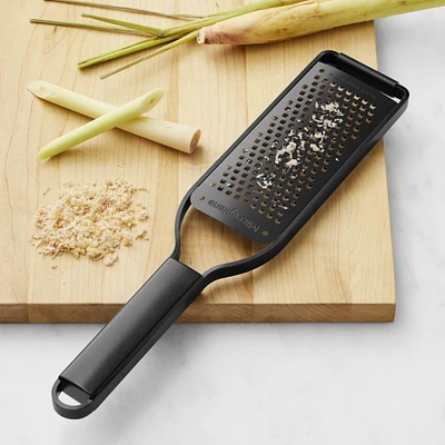 Microplane® Black Sheep Coarse Grater