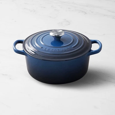 Le Creuset Signature Enameled Cast Iron Round Dutch Oven, 3 1/2-Qt.