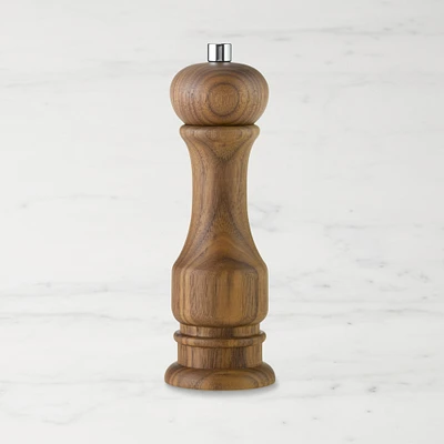 Williams Sonoma Walnut Traditional Salt & Pepper Mills