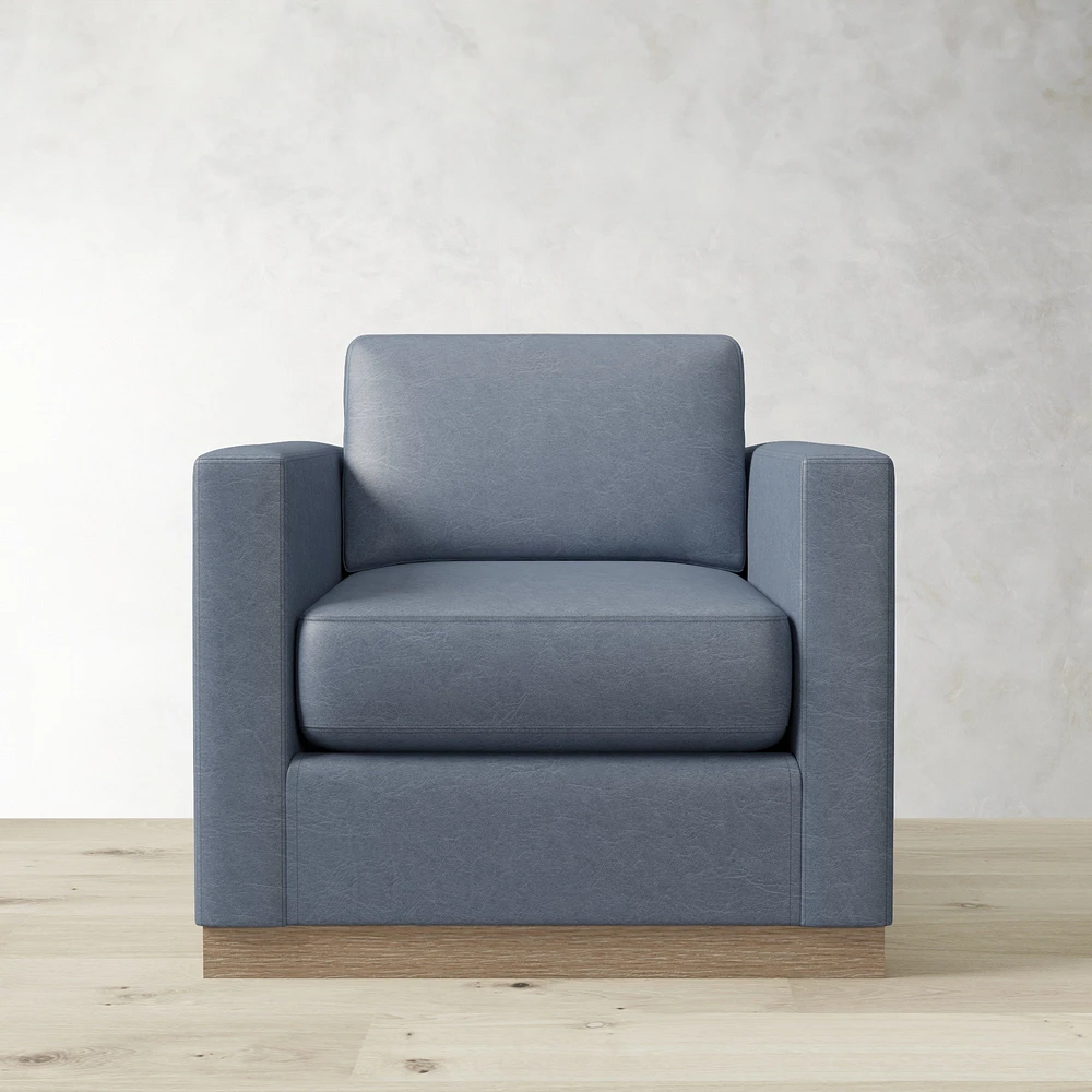 Valencia Club Chair
