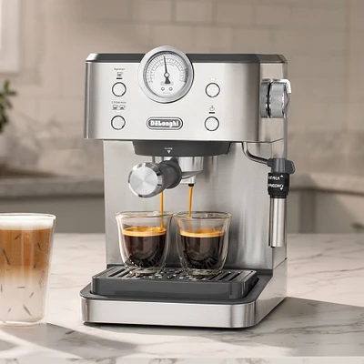 De'Longhi Linea Classic Espresso Machine