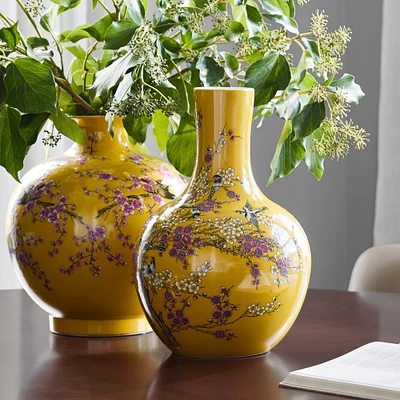 Yellow Hummingbird Ginger Jar Gourd Vase
