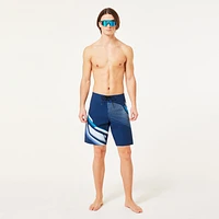 Oakley Men's Striped 19'' Boardshort Size: