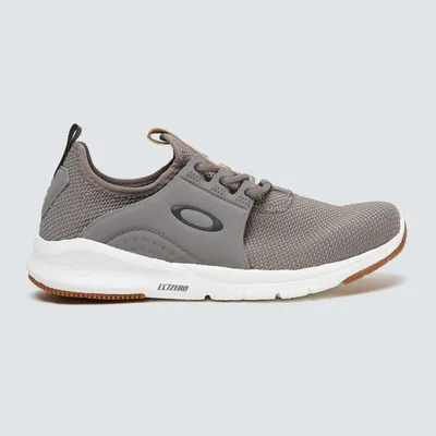 Oakley Men's Dry Size: 7.0