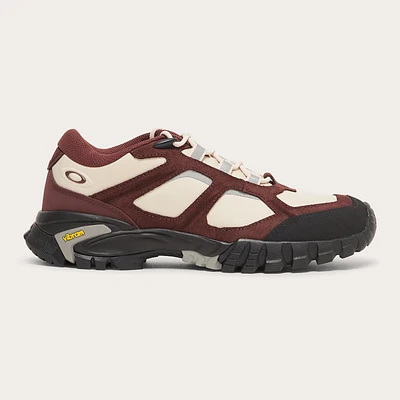 Oakley Men's Sierra Terrain Size: