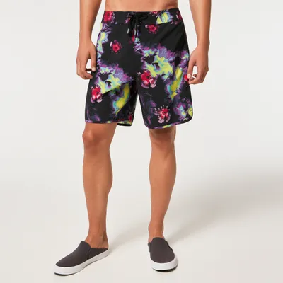 Oakley Men's Floral Splash 19 Boardshort Size: