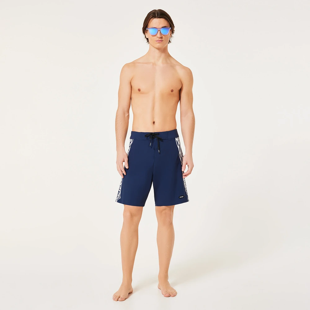 Oakley Men's Quiver Rc 19” Boardshort Size: