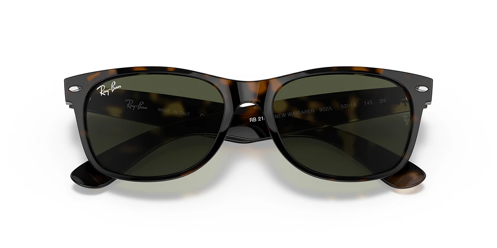 RB2132 New Wayfarer Classic