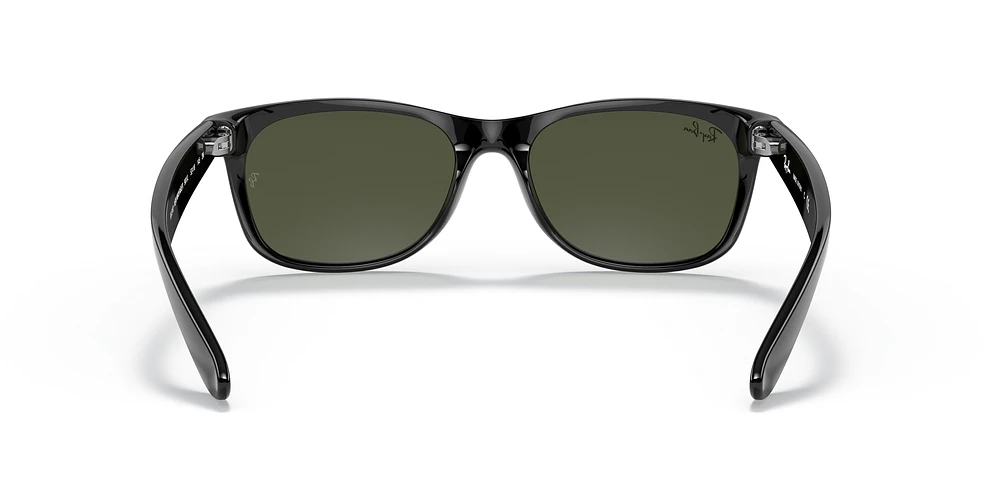 RB2132 New Wayfarer Classic